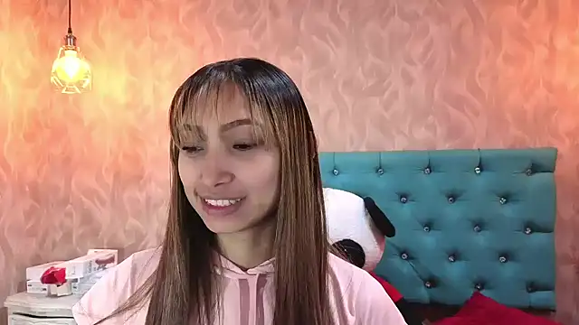 MadelineDoll online show from November 12, 1:44 pm