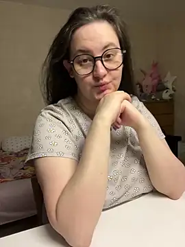 hungry1bunny online show from December 9, 5:30 pm