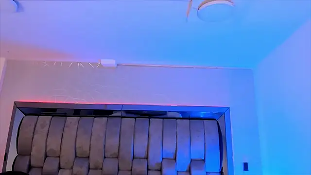 ChaynnaCooper online show from February 20, 12:15 pm