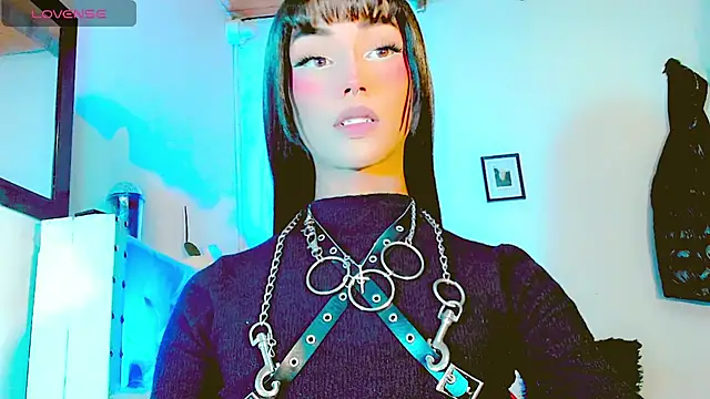 HELEM  S7 online show from March 3, 5:29 pm