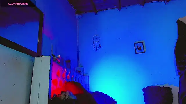 HELEM  S7 online show from March 7, 8:33 pm