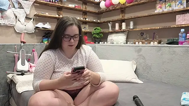 Kimberly-Caprice online show from February 23, 4:13 pm