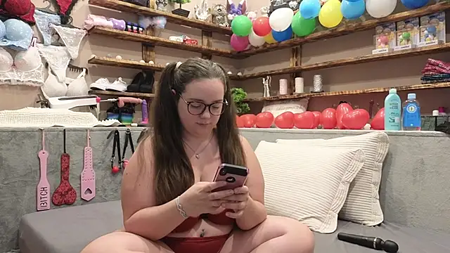 Kimberly-Caprice online show from March 13, 5:11 am