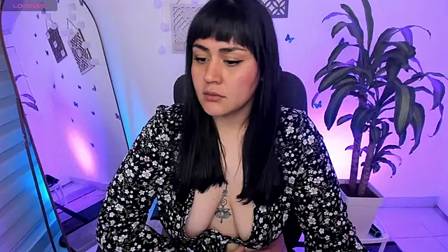 Snapshot of GretaX-X chatting on January 18, 11:00 am GretaX-X online show from January 18, 11:00 am