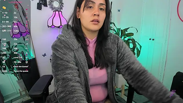 Snapshot of GretaX-X chatting on September 23, 11:24 am GretaX-X online show from September 23, 11:24 am