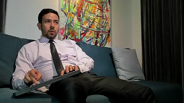 tommy raym0ndg online show from January 9, 10:20 pm