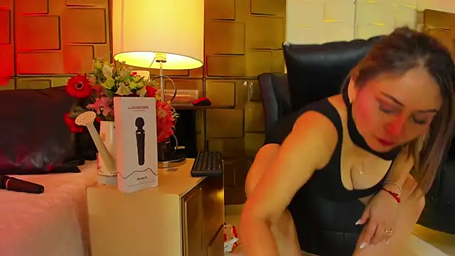 NaomyRivera online show from September 13, 4:18 pm