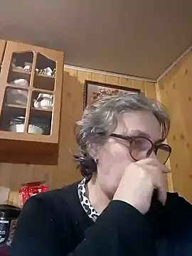 Snapshot of IrinaSweet54 chatting on December 14, 3:25 pm IrinaSweet54 online show from December 14, 3:25 pm