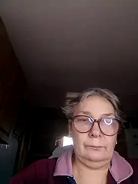 Snapshot of IrinaSweet54 chatting on January 22, 7:57 am IrinaSweet54 online show from January 22, 7:57 am