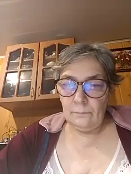 Snapshot of IrinaSweet54 chatting on January 25, 5:30 pm IrinaSweet54 online show from January 25, 5:30 pm