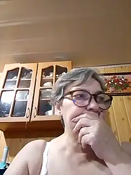 Snapshot of IrinaSweet54 chatting on January 28, 7:53 pm IrinaSweet54 online show from January 28, 7:53 pm