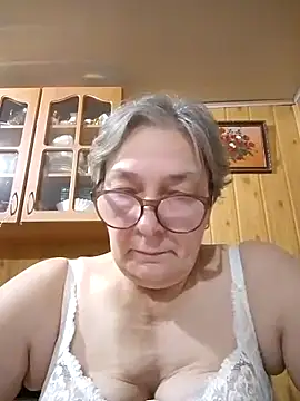 Snapshot of IrinaSweet54 chatting on February 4, 4:50 pm IrinaSweet54 online show from February 4, 4:50 pm