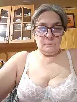 Snapshot of IrinaSweet54 chatting on February 23, 6:12 pm IrinaSweet54 online show from February 23, 6:12 pm