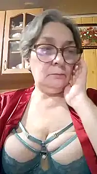 Snapshot of IrinaSweet54 chatting on February 26, 6:54 pm IrinaSweet54 online show from February 26, 6:54 pm