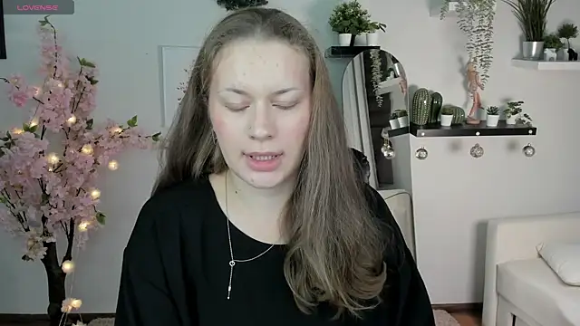 Ariell Margot  online show from January 4, 3:28 pm