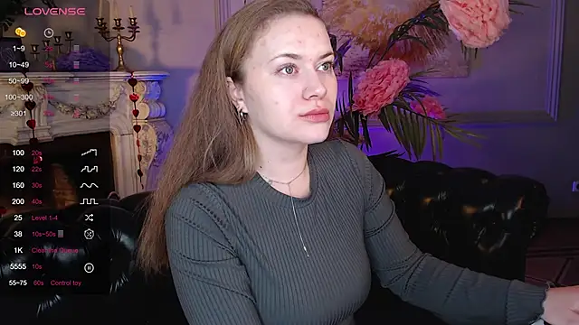 Ariell Margot  online show from February 19, 3:27 pm