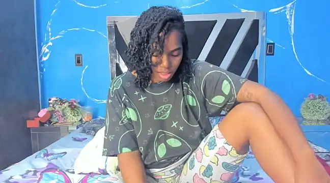 Snapshot of Cataleya19__ chatting on December 16, 2:27 pm Cataleya19 online show from December 16, 2:27 pm