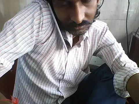 Snapshot of Desi_GfBf chatting on October 31, 6:47 am Desi GfBf online show from October 31, 6:47 am