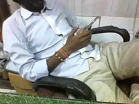 Snapshot of Desi_GfBf chatting on November 6, 12:50 pm Desi GfBf online show from November 6, 12:50 pm