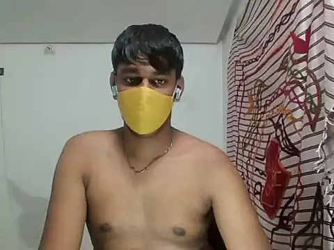 brownguy1234 online show from December 9, 8:23 pm