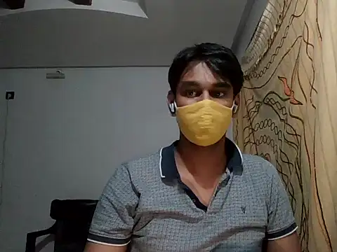 brownguy1234 online show from January 15, 6:40 pm