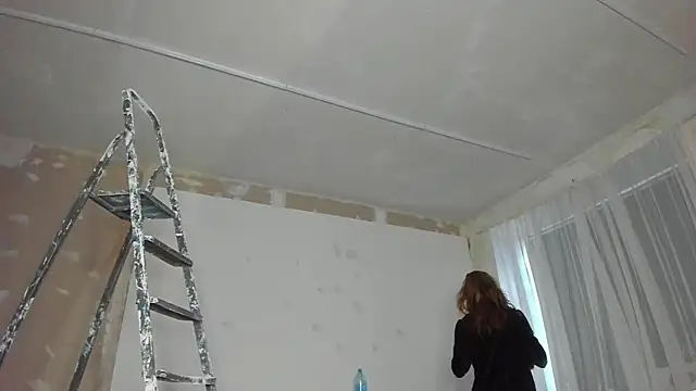 Snapshot of YourSuperModel chatting on January 12, 8:14 am YourSuperModel online show from January 12, 8:14 am