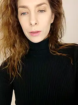 Snapshot of YourSuperModel chatting on November 23, 6:13 am YourSuperModel online show from November 23, 6:13 am