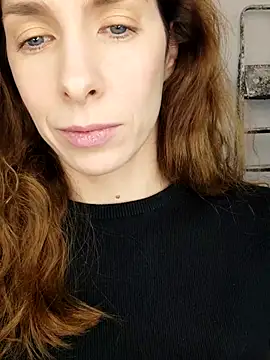 Snapshot of YourSuperModel chatting on December 4, 11:08 am YourSuperModel online show from December 4, 11:08 am