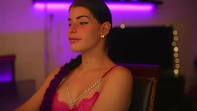 Bellis Perenis online show from December 8, 5:07 am