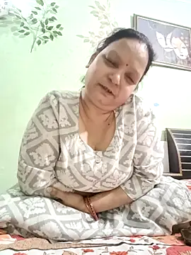 Kavya kapoor online show from February 24, 10:04 am