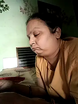 Kavya kapoor online show from March 11, 10:07 am