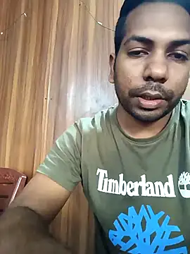 Snapshot of Shinehard10 chatting on November 12, 6:14 am Shinehard10 online show from November 12, 6:14 am