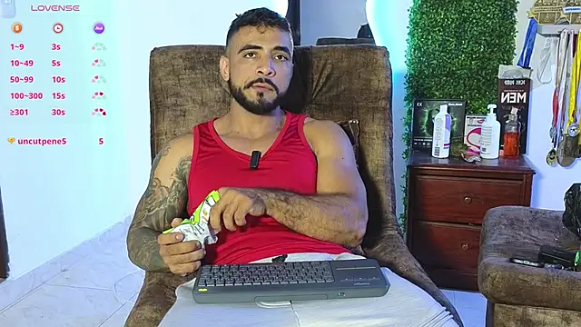 ERIC HARRISON online show from January 27, 12:54 am