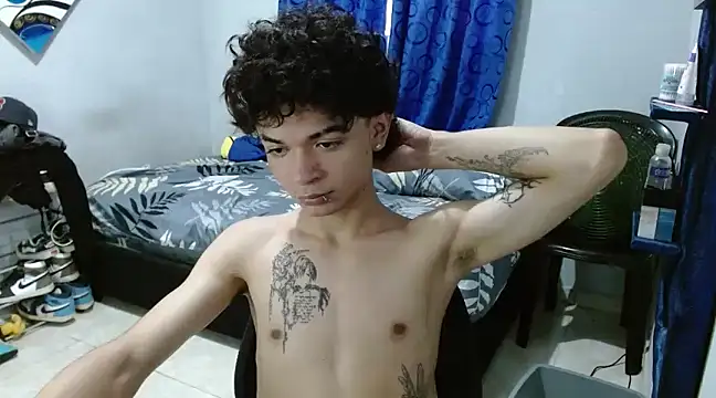 Lovebeng  online show from February 4, 10:24 pm