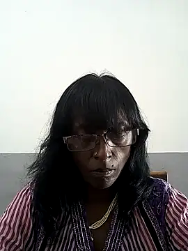 mamakarma1403 online show from March 19, 1:43 am