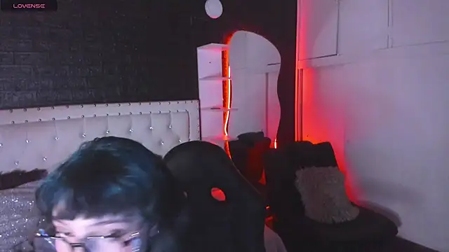 Ghosty Doll online show from February 24, 8:03 pm