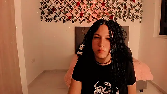 Lilith Miller21 online show from October 17, 7:16 pm