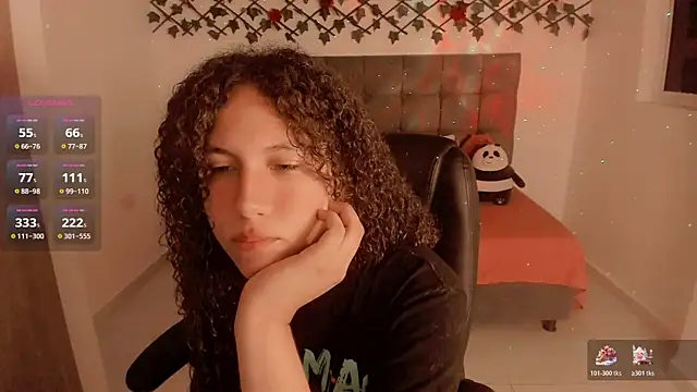 Lilith Miller21 online show from November 17, 7:19 pm