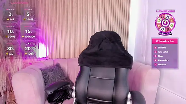 sophie ws online show from December 28, 9:08 pm