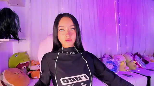 sophie ws online show from January 8, 10:48 pm