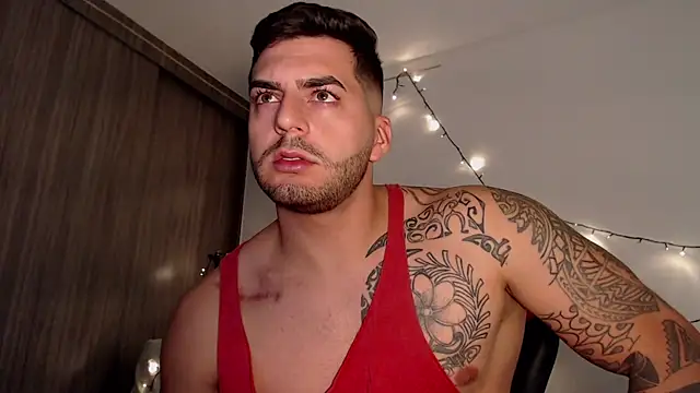 Snapshot of thomas_gun chatting on December 27, 5:09 am thomas gun online show from December 27, 5:09 am