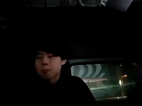 whitebriefboy online show from January 24, 2:30 pm