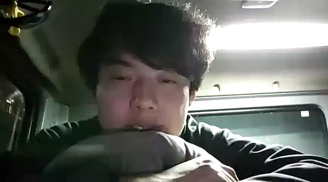 whitebriefboy online show from January 24, 5:32 pm