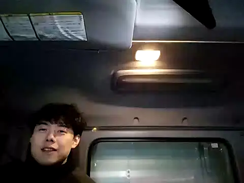 whitebriefboy online show from February 2, 2:24 pm