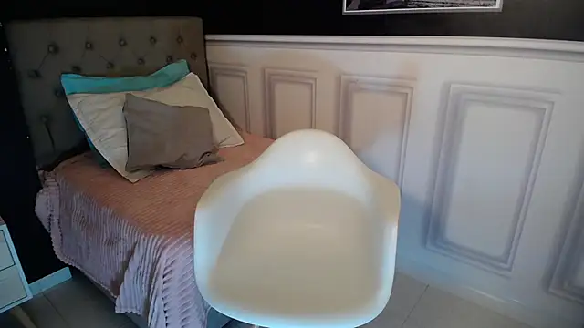 Snapshot of Maria__maria chatting on March 6, 12:10 am Maria maria online show from March 6, 12:10 am