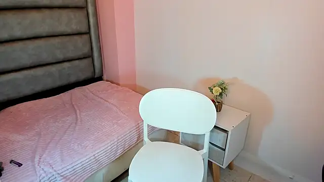 Snapshot of Maria__maria chatting on March 14, 1:05 am Maria maria online show from March 14, 1:05 am