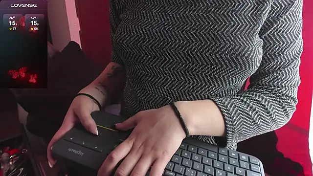 hitomi arata online show from December 28, 5:14 pm