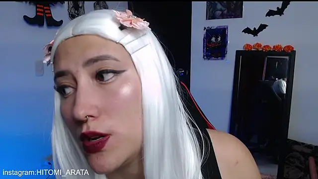 hitomi arata online show from October 15, 12:33 am