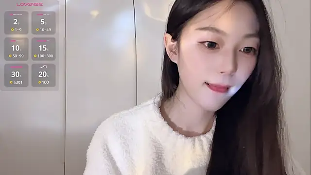 Snapshot of Sweet-Angel999 chatting on January 19, 2:38 pm Sweet-Angel999 online show from January 19, 2:38 pm