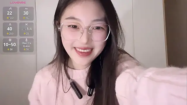 Snapshot of Sweet-Angel999 chatting on March 17, 8:09 pm Sweet-Angel999 online show from March 17, 8:09 pm